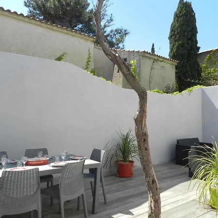 Holiday Plage Holiday home San Ciprianu